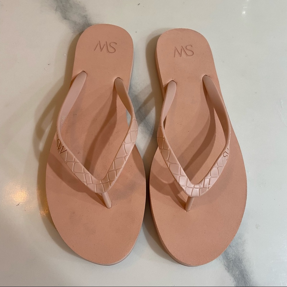 NEW Stuart Weitzman Flip Flop Thong Slippers Beige Pink Peach Nude Size 10